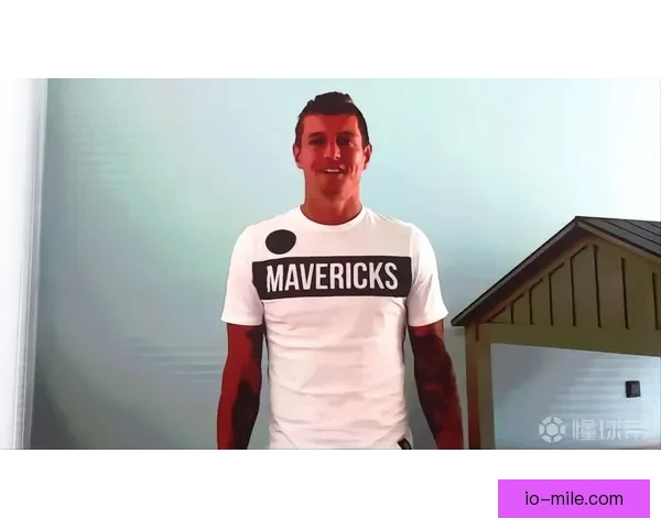 克罗斯称赞年轻球员近期状态回升展现潜力 期待更多表现